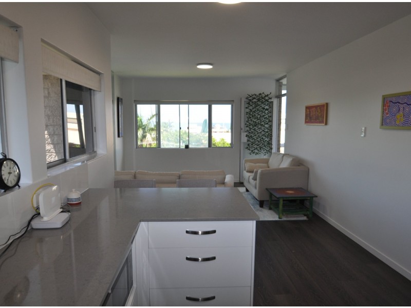 2/38 Edith Street, Wynnum QLD 4178
