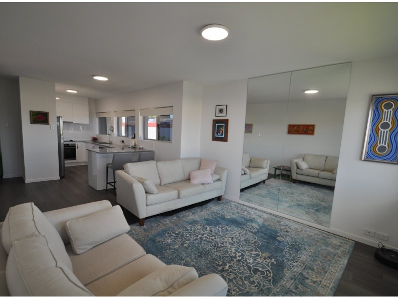 2/38 Edith Street, Wynnum QLD 4178