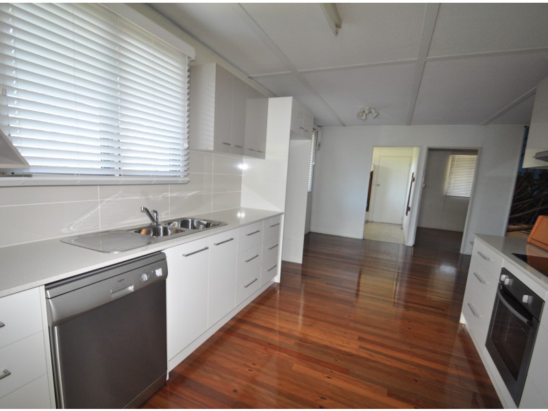 48 Chandos Street, Wynnum QLD 4178