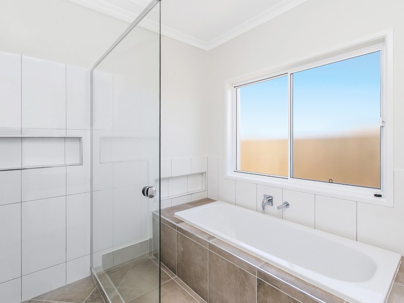 172 Ernest St, Manly QLD 4179
