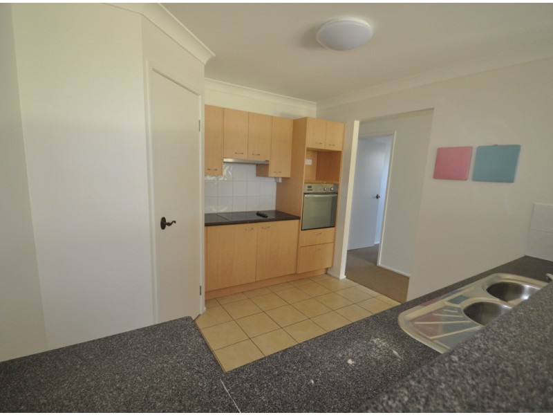 15 Curve Avenue, Wynnum QLD 4178