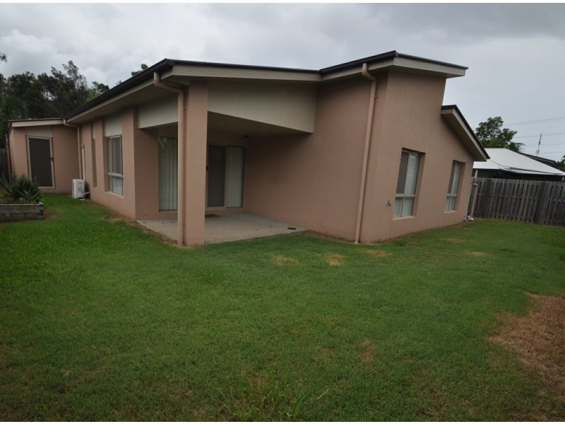 11 Treetop Place, Manly West QLD 4179