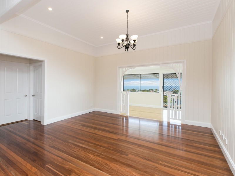 106 Carlton Terrace, Manly QLD 4179