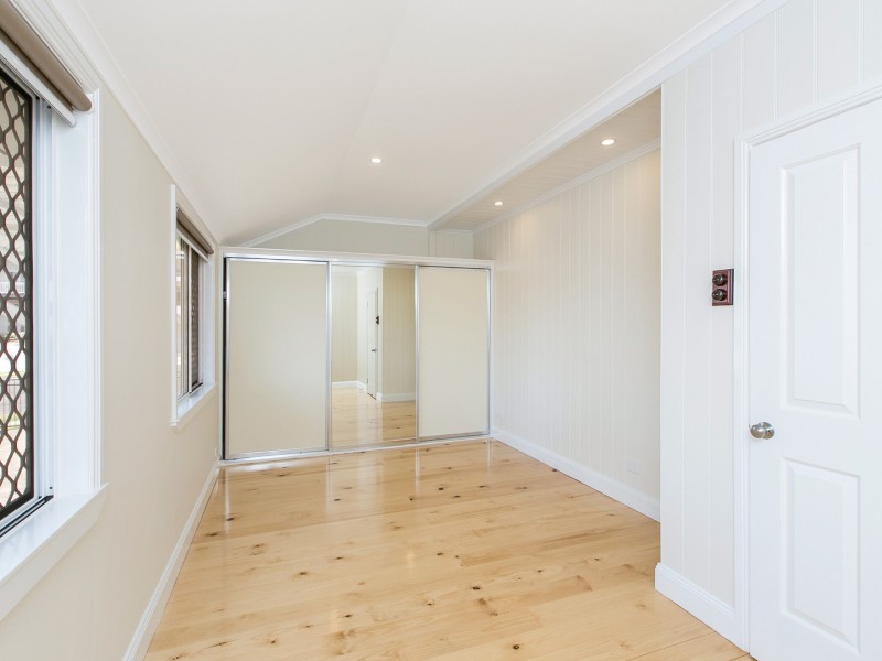 106 Carlton Terrace, Manly QLD 4179