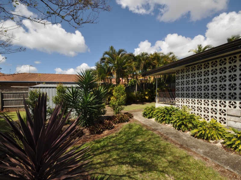 14 Coolcrest Cres, Wynnum QLD 4178
