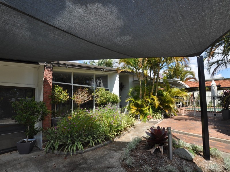 14 Coolcrest Cres, Wynnum QLD 4178