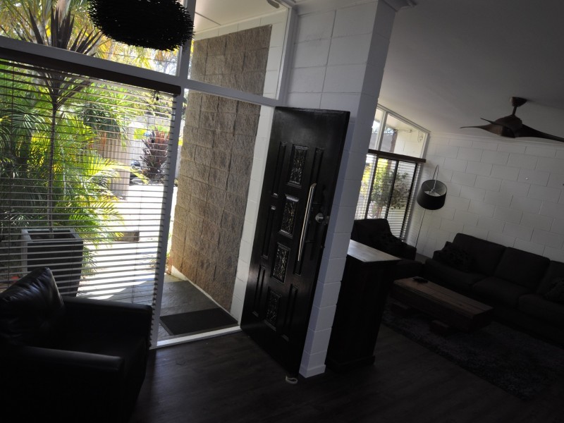 14 Coolcrest Cres, Wynnum QLD 4178