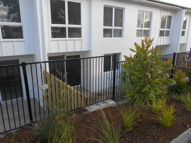 13/400 Tingal Road, Wynnum QLD 4178