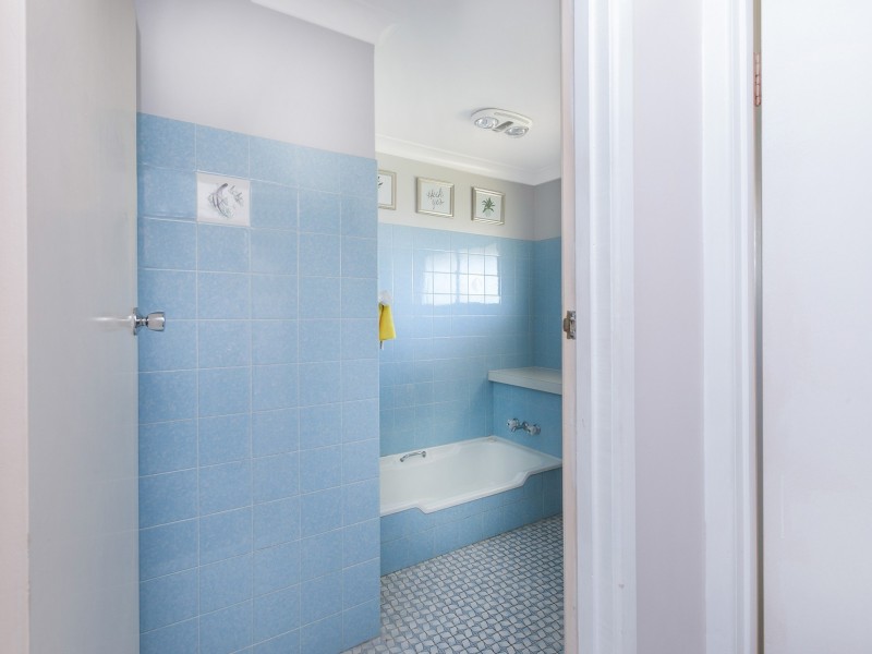 65 Sibley Road, Wynnum West QLD 4178