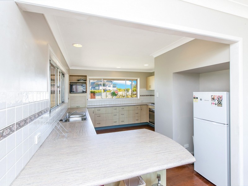 65 Sibley Road, Wynnum West QLD 4178