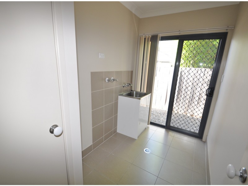4 Begonia Court, Wynnum West QLD 4178