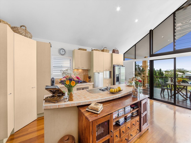 110 Kingsley Terrace, Manly QLD 4179