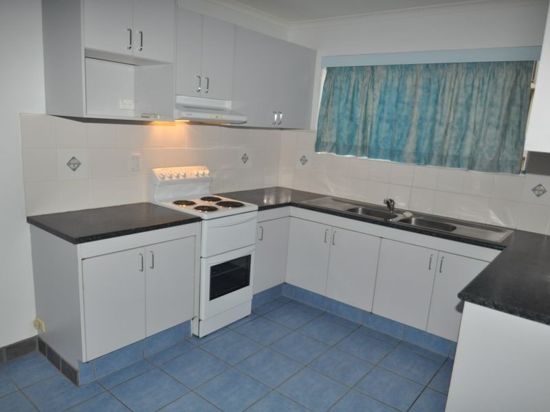 2/28 Edith Street, Wynnum QLD 4178