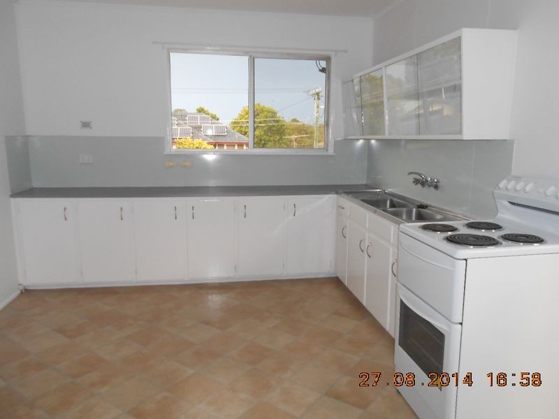 10 Bushing Street, Wynnum West QLD 4178