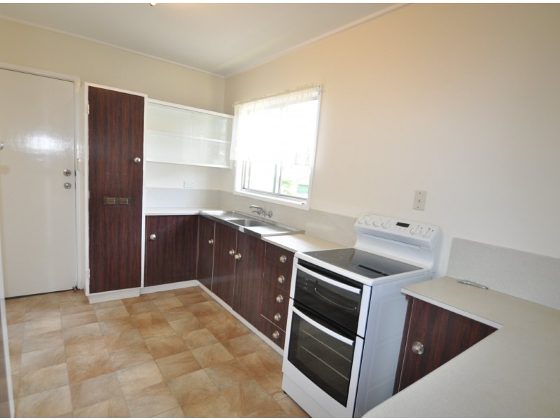 18 Barbara Street, Manly West QLD 4179