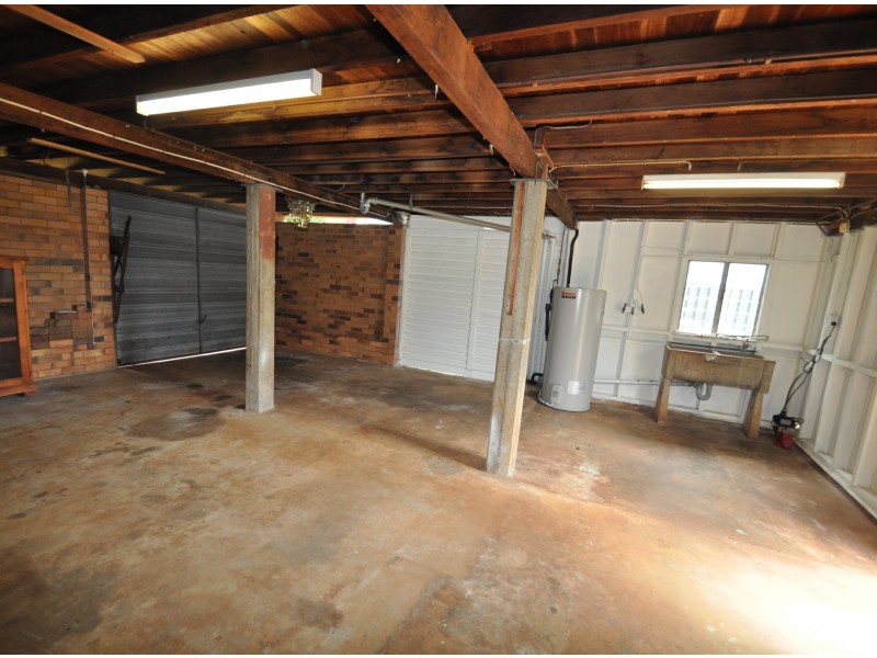 18 Barbara Street, Manly West QLD 4179