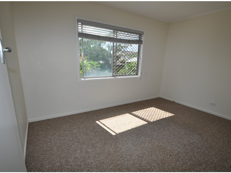 18 Barbara Street, Manly West QLD 4179