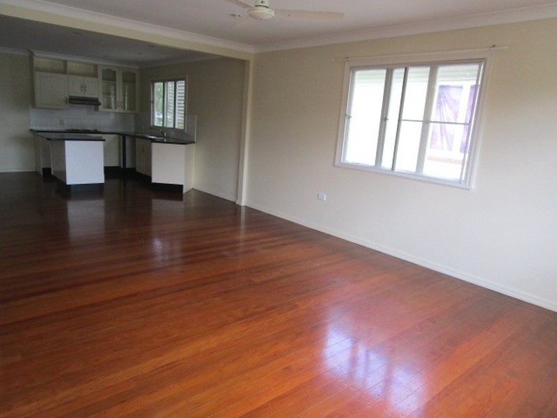 81 Haylock Street, Wynnum QLD 4178