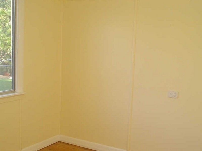 5 Macdonald Street, Lota QLD 4179