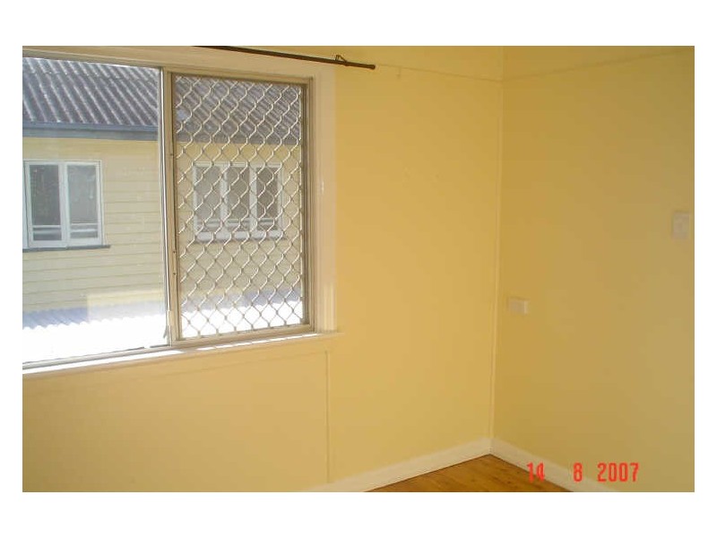 5 Macdonald Street, Lota QLD 4179