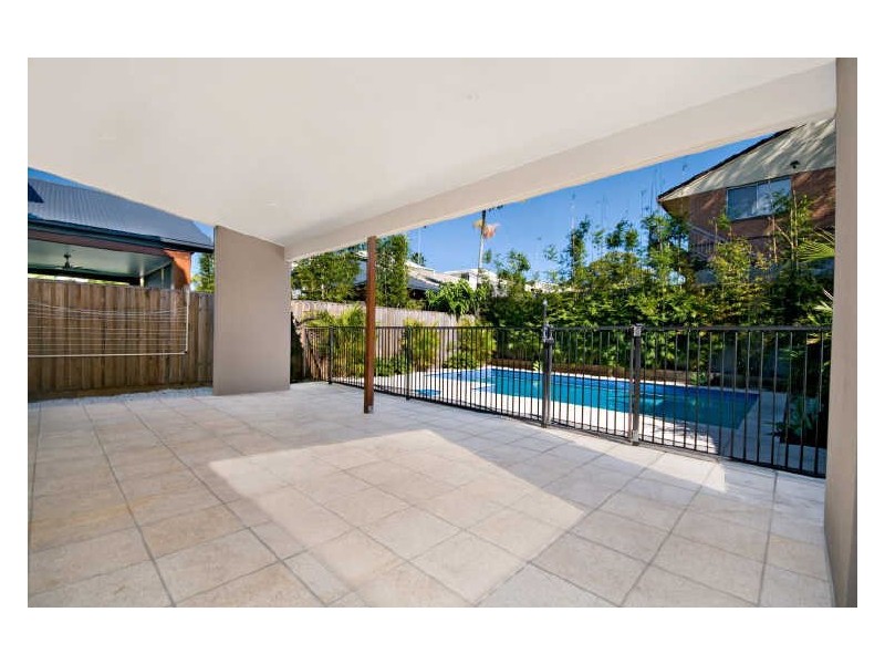 171 Stratton Terrace, Manly QLD 4179