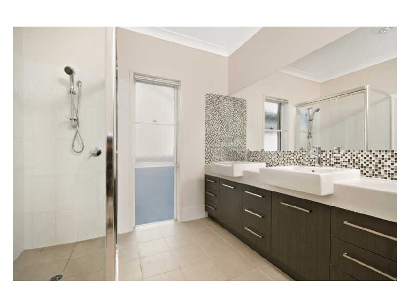 171 Stratton Terrace, Manly QLD 4179