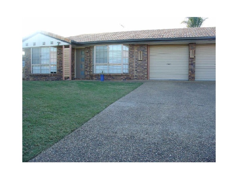 8 Jitra Place, Tanah Merah QLD 4128