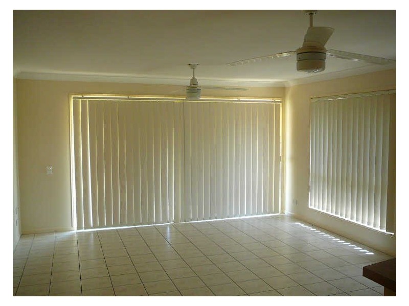 9 Virginia Place, Wynnum West QLD 4178