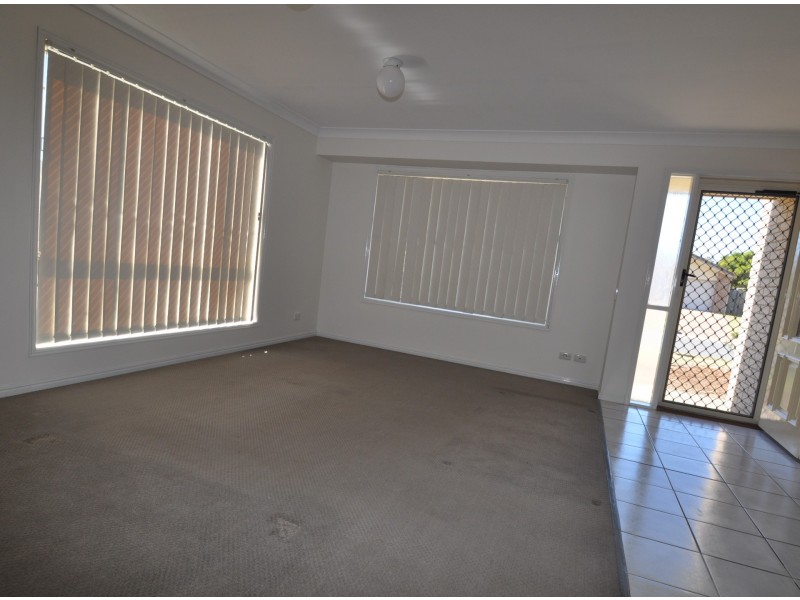 38 Poinciana St, Wynnum West QLD 4178