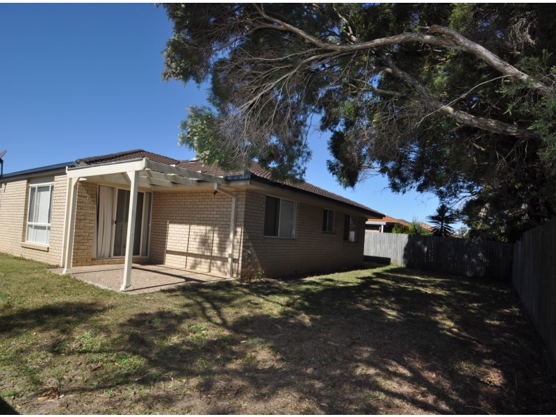 38 Poinciana St, Wynnum West QLD 4178