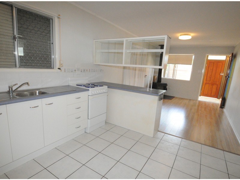 69 Mountjoy Terrace, Wynnum QLD 4178