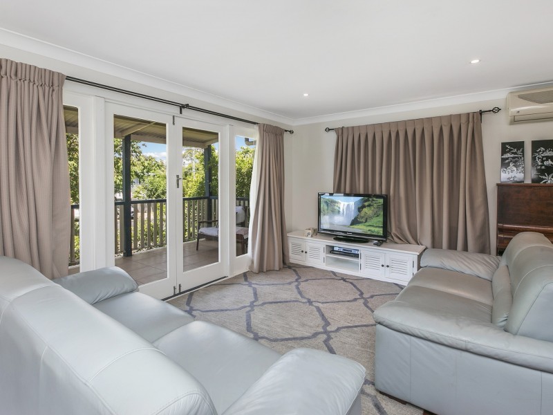 3 Karloo St, Wynnum QLD 4178