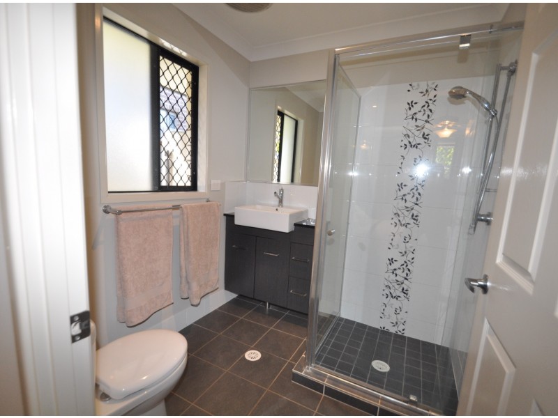 32 Stanley Terrace, Wynnum QLD 4178