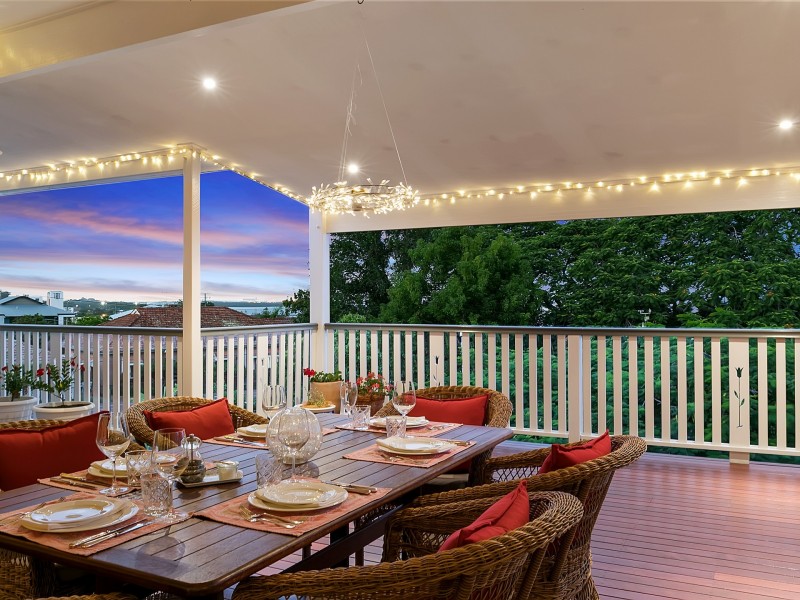 6 Melville Terrace, Wynnum QLD 4178