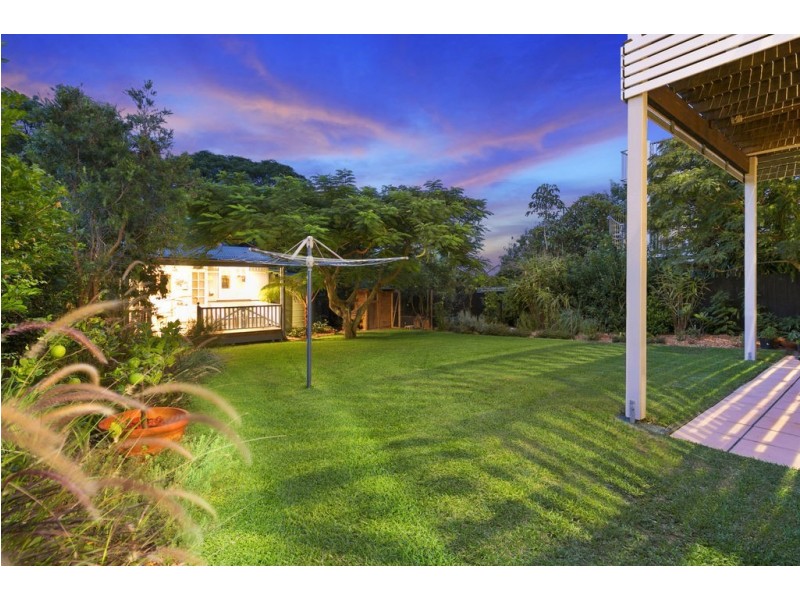 6 Melville Terrace, Wynnum QLD 4178