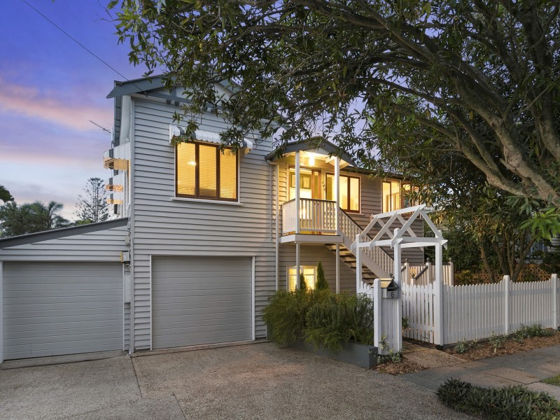 6 Melville Terrace, Wynnum QLD 4178