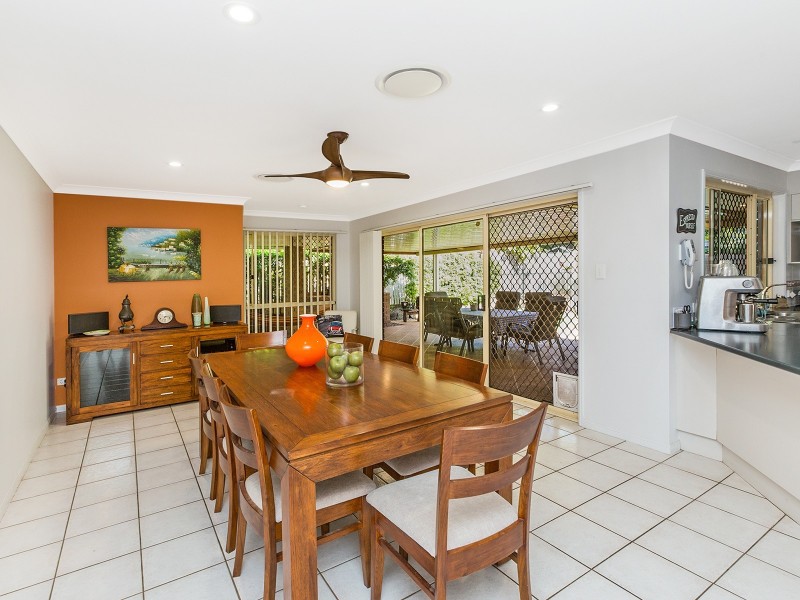 121 Talwong Street, Manly West QLD 4179