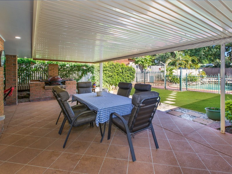121 Talwong Street, Manly West QLD 4179