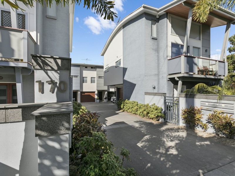 4/170 Kingsley Terrace, Manly QLD 4179