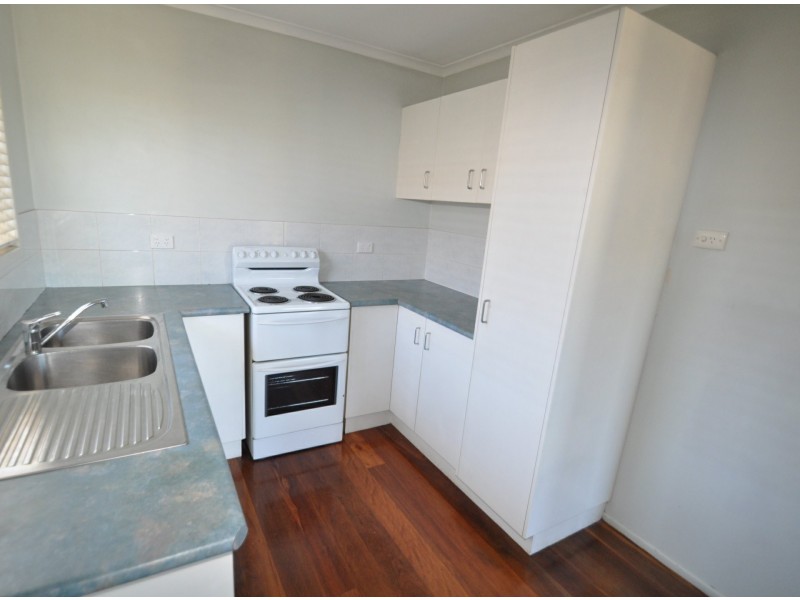 37 Haig Street, Wynnum West QLD 4178