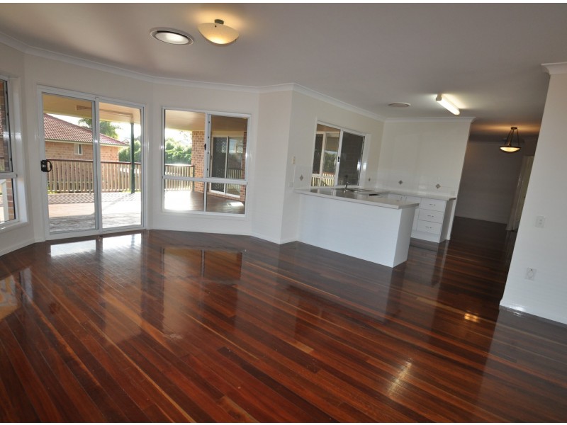 16 Moonie Ave, Murarrie QLD 4172