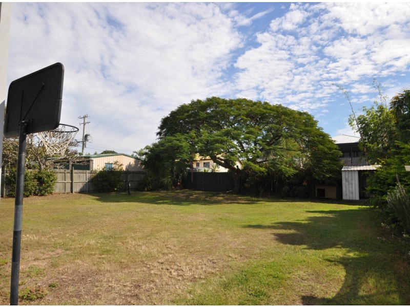 111 Worthing Street, Wynnum QLD 4178