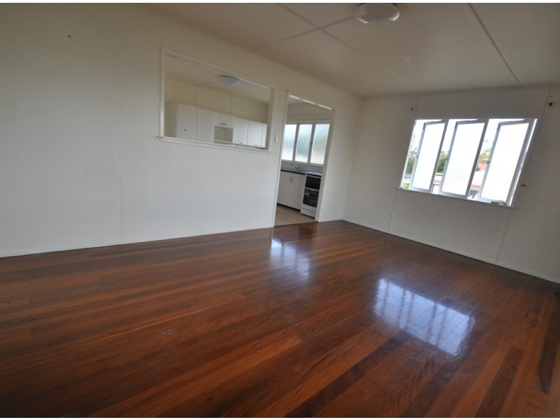 111 Worthing Street, Wynnum QLD 4178