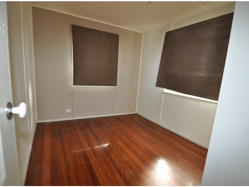 111 Worthing Street, Wynnum QLD 4178