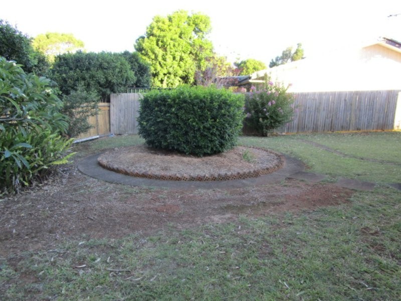8 Coolcrest St, Wynnum QLD 4178