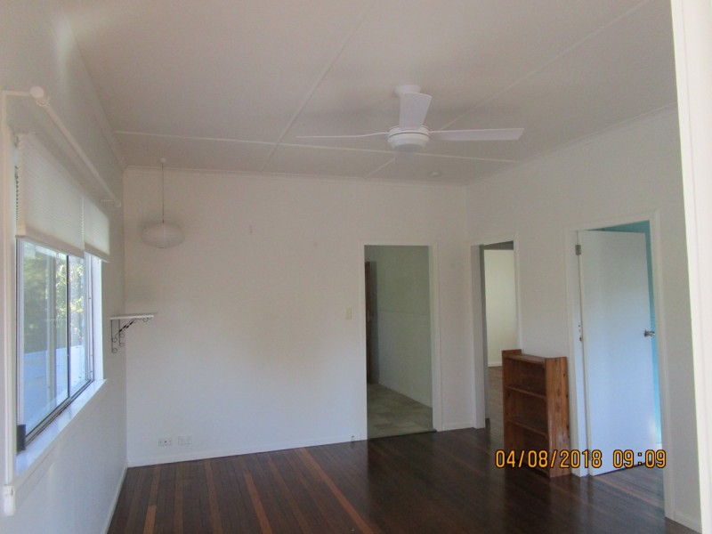 173 Whites Road, Lota QLD 4179