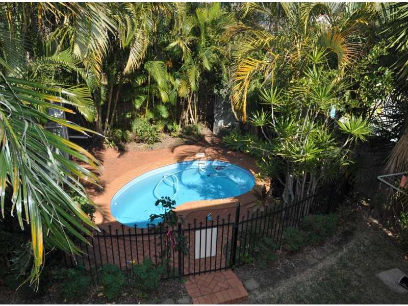 34 Chestnut Street, Wynnum QLD 4178