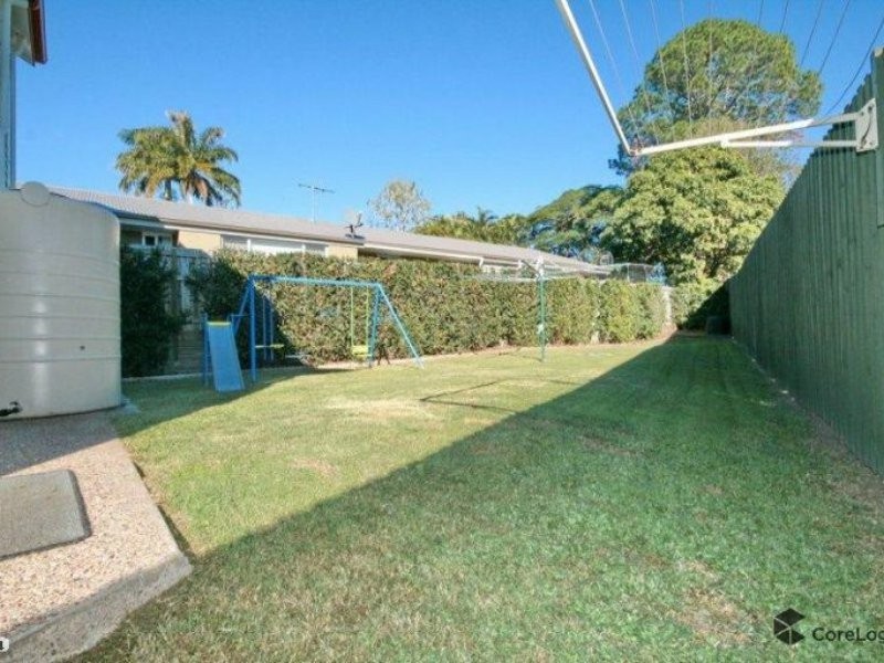 10 Ulagree St, Wynnum West QLD 4178