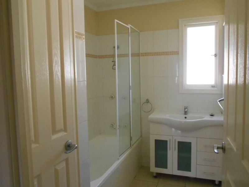 20 Lithgow Street, Wynnum QLD 4178