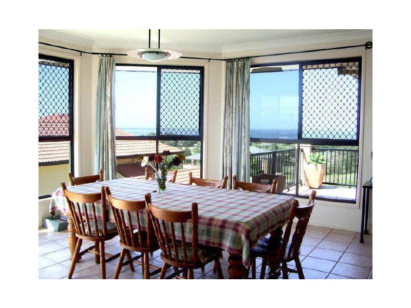 31 Saunders Place, Wynnum QLD 4178